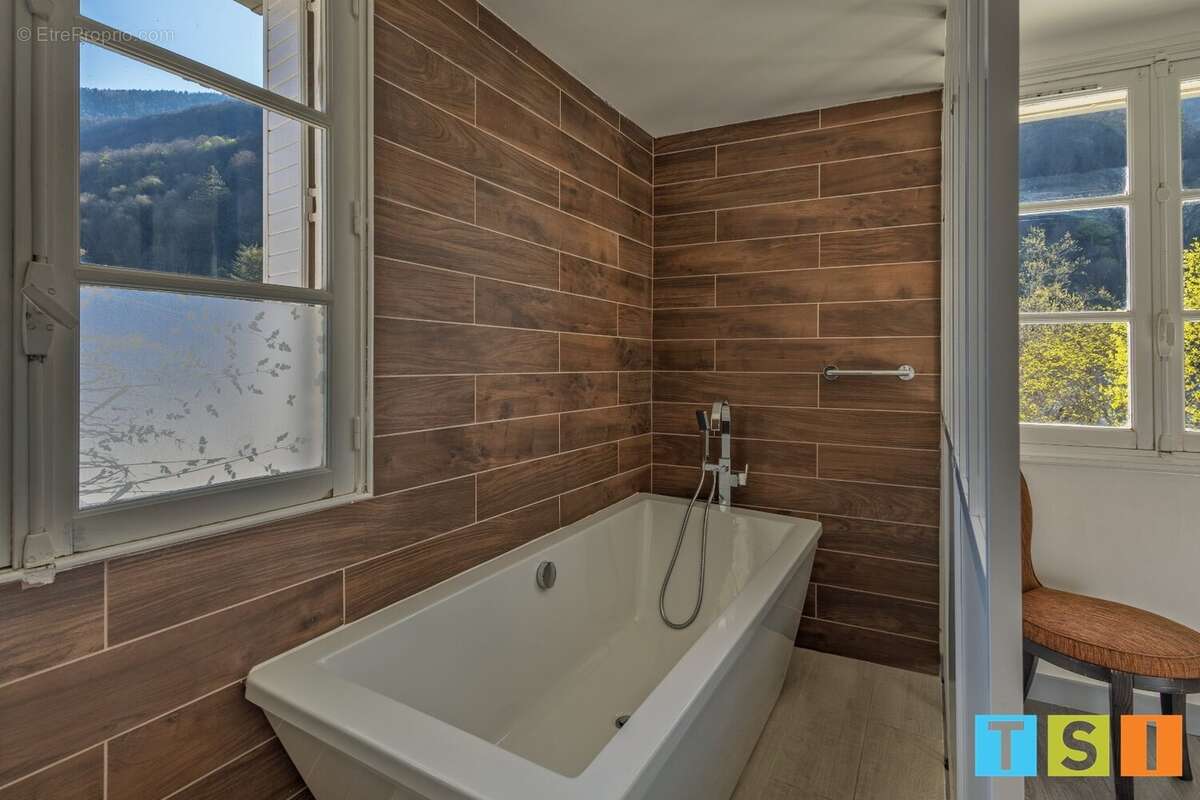 Magnifique appartement dans un lieu chargé d'histoire - photo 9