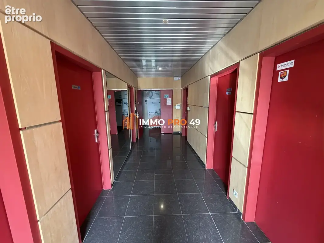 Commerce 90 m² à vendre à Les Herbiers (85500) - photo 6