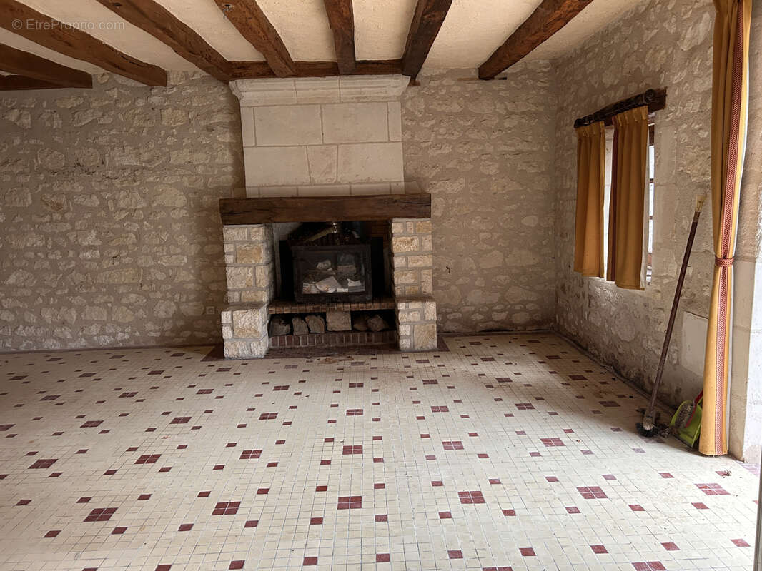 Maison à VERNEUIL-SUR-INDRE