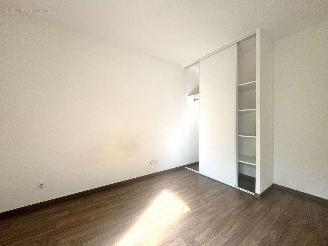 Appartement à VILLENAVE-D'ORNON