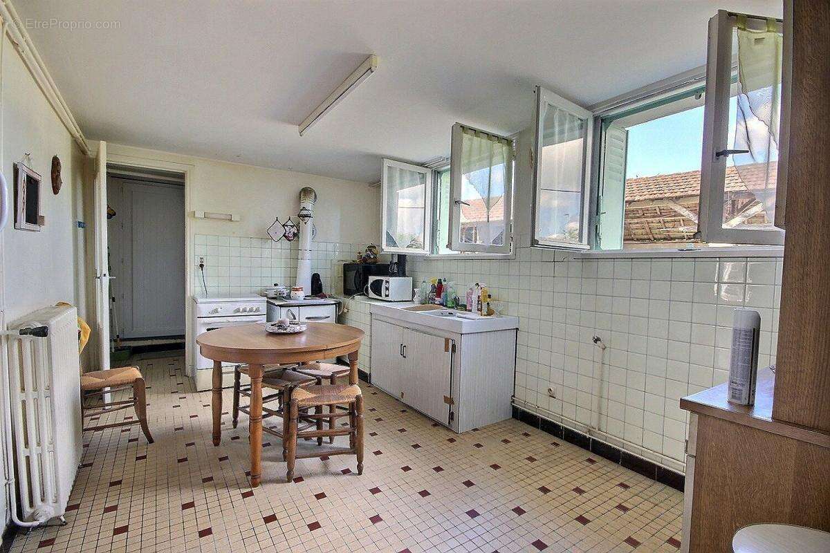 Maison à BEYRIE-EN-BEARN