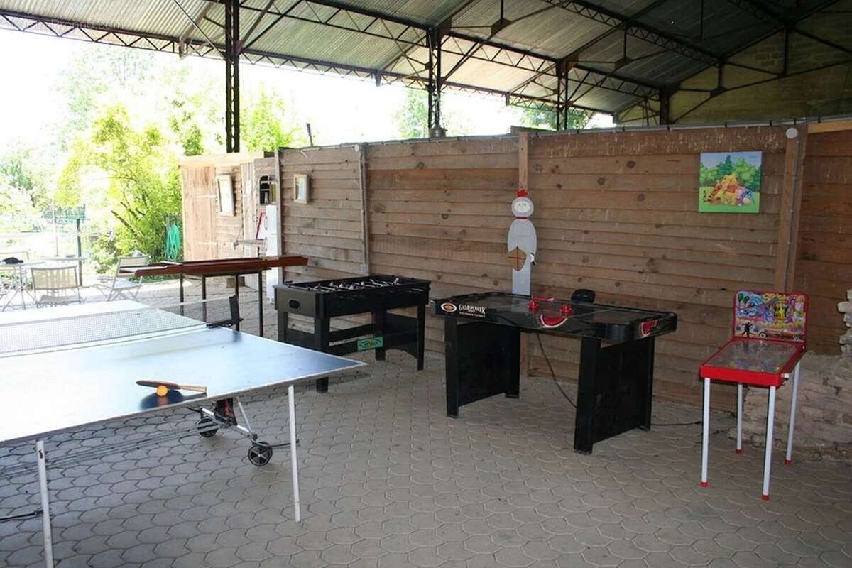 Maison à SAINT-JEAN-D'ANGELY