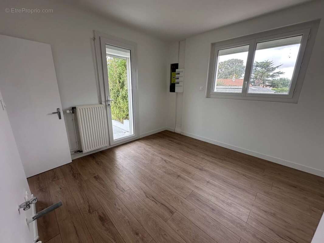 Maison à SAINT-CHRISTOPHE-DU-LIGNERON