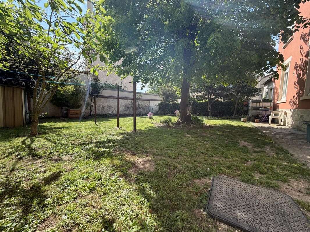 Appartement à LE PERREUX-SUR-MARNE
