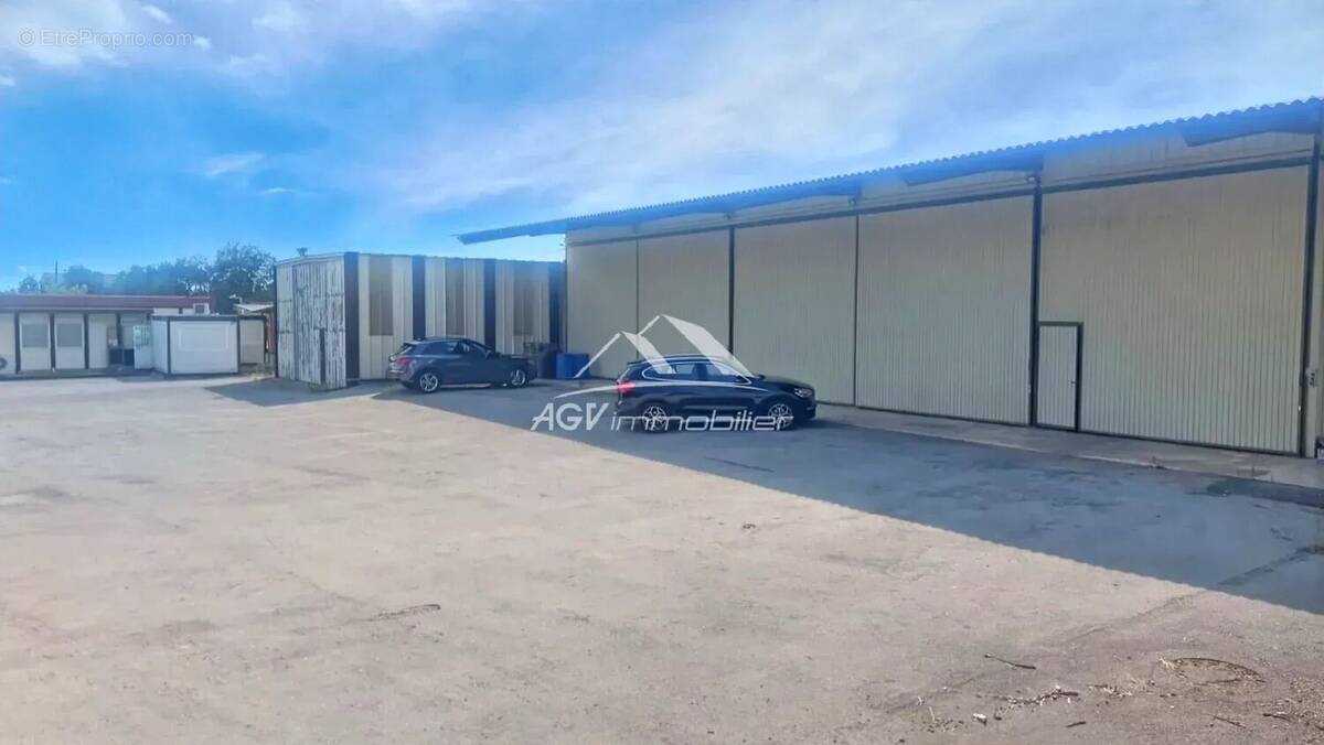 Commerce à SAINT-CHRISTOL-LES-ALES