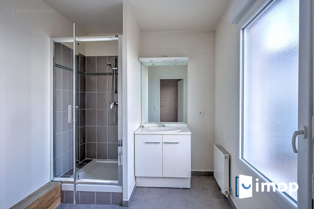 Appartement à ATHIS-MONS