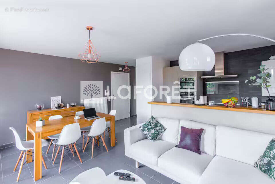 Appartement à VITRY-SUR-SEINE