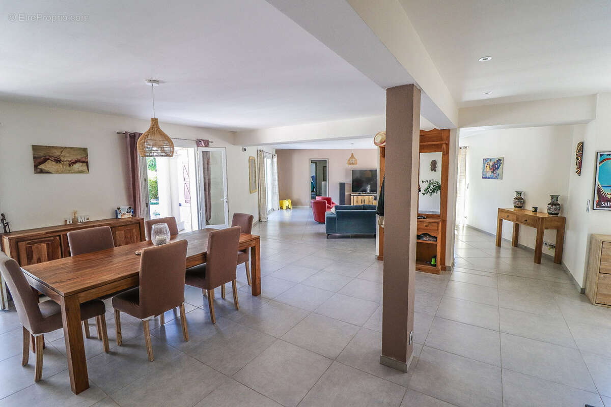 Maison à DRAGUIGNAN