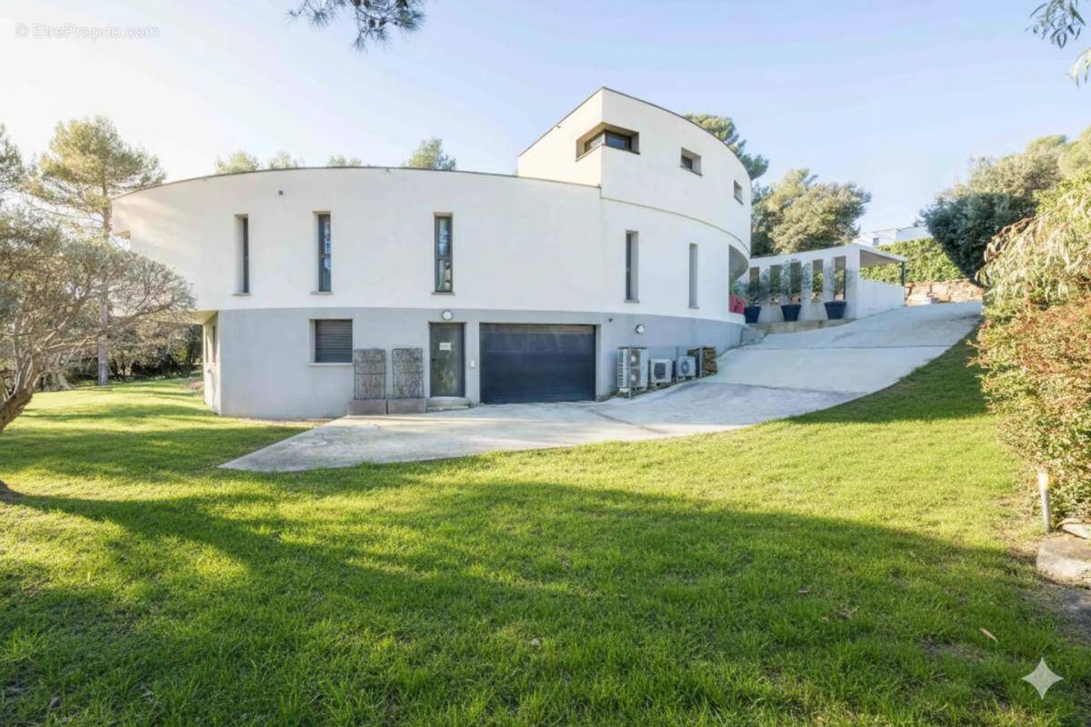 Maison à SAINT-GELY-DU-FESC