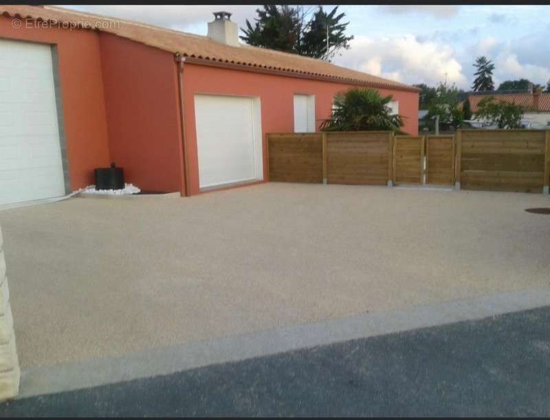 Maison à LANDERONDE