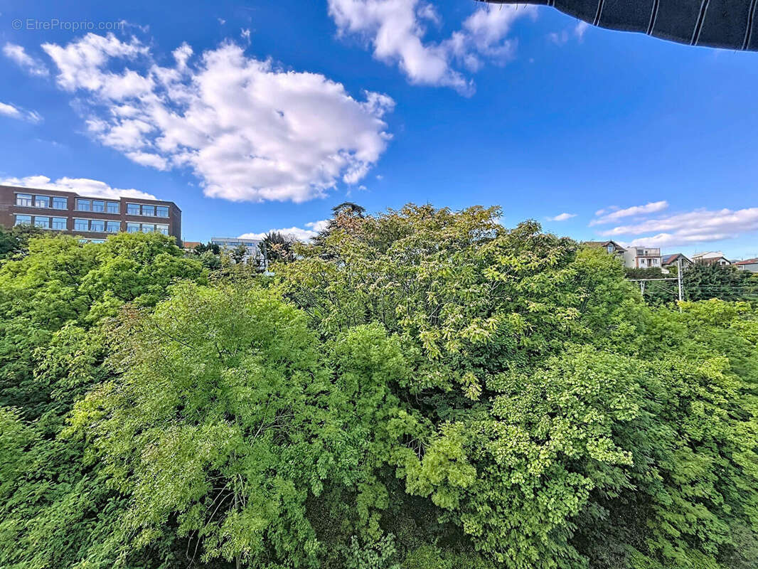 Appartement à SURESNES