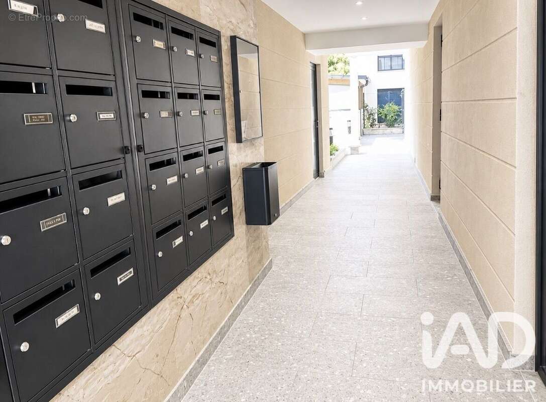 Photo 2 - Appartement à LE PERREUX-SUR-MARNE