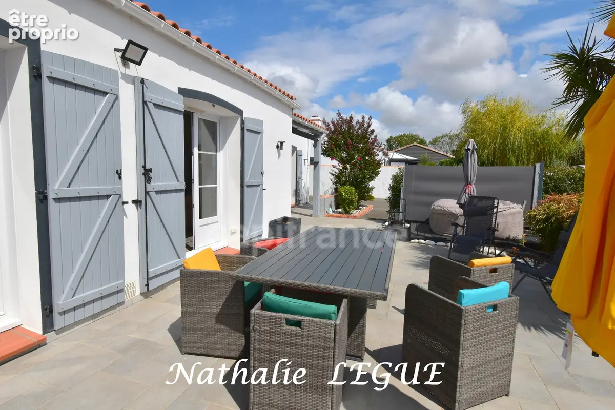 Vendée (85) entre CHALLANS et NOIRMOUTIER BEAUVOIR sur MER  Maison à vendre 8 pièces , 160 m², 4 chambres , 1 bureau ,3 WC garag - photo 16