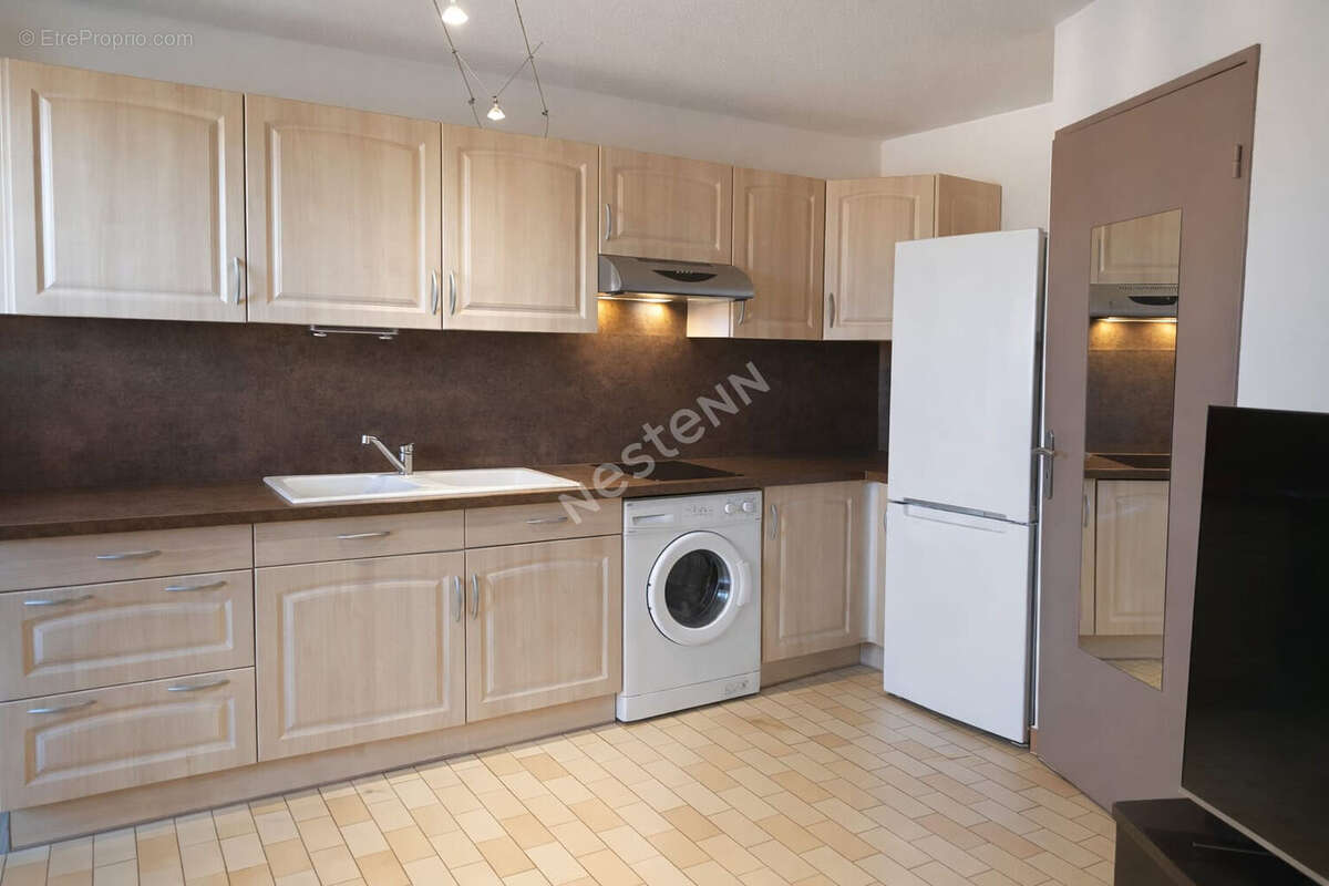 Appartement à CARQUEIRANNE