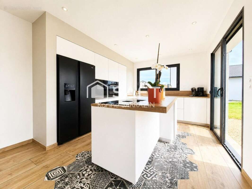 Maison 159 m² à Saint-Pair-Sur-Mer  - photo 5