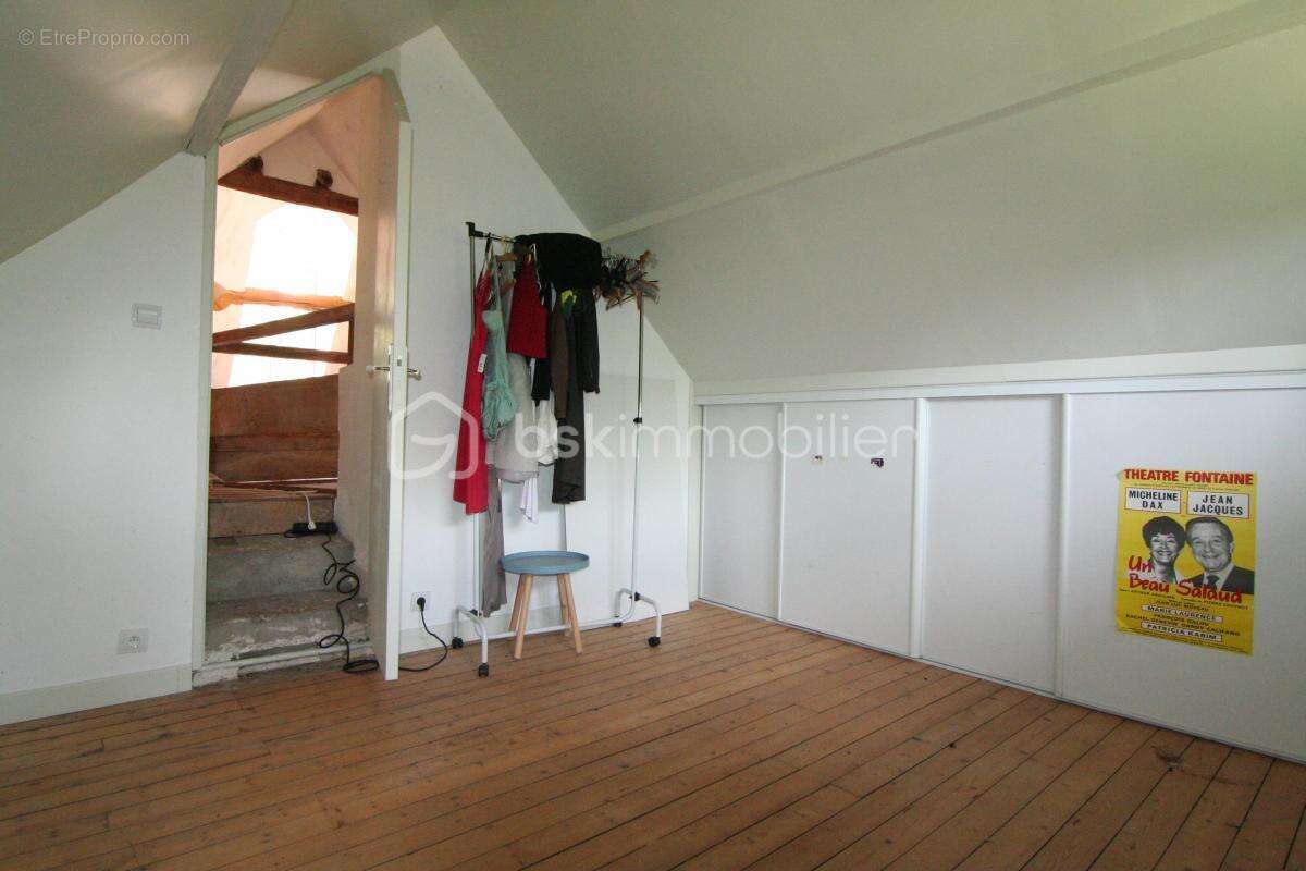 Maison à SAINT-CHERON