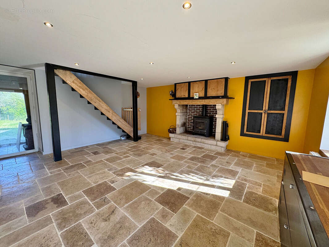 Maison à BRICQUEBEC