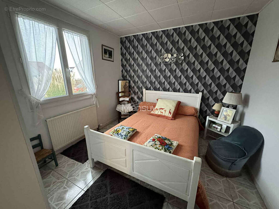 Maison à SAINTE-MENEHOULD