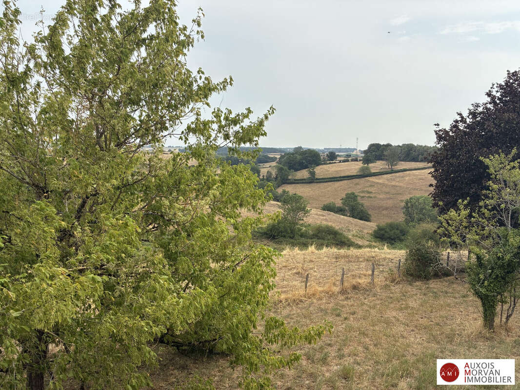 Maison 123 m² à Montberthault  - photo 6