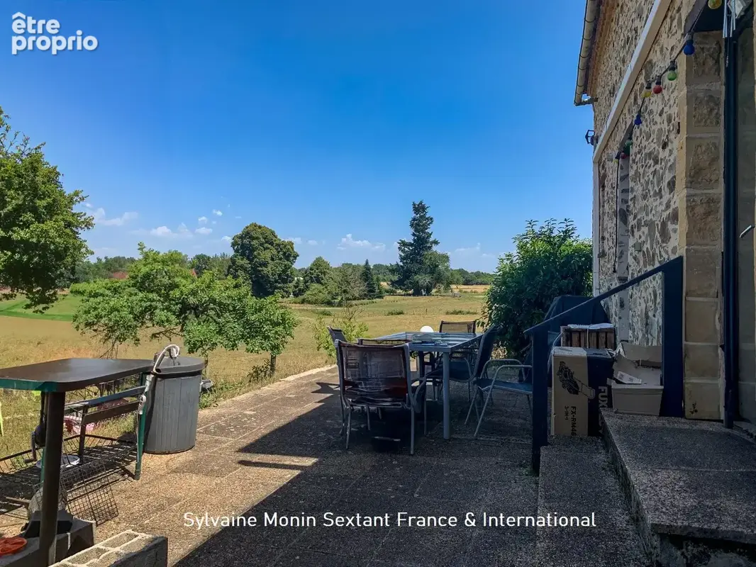 Maison en pierre au calme avec vue dégagée - photo 4