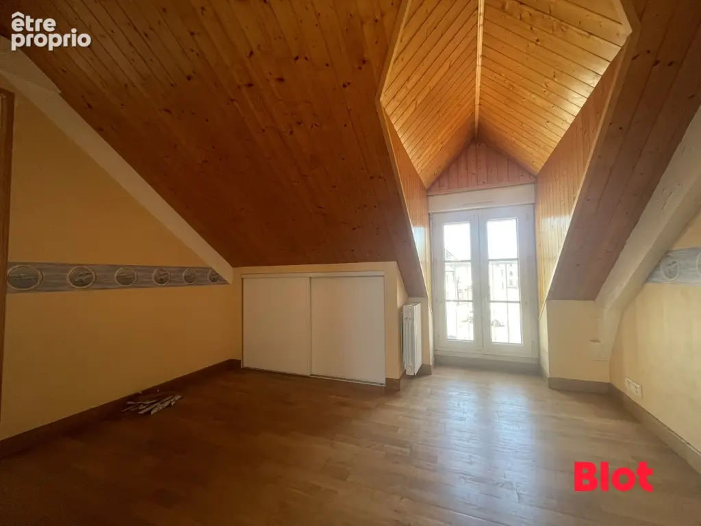 Appartement 17 pièces 413 m² à vendre à Carentoir (56910) - photo 6