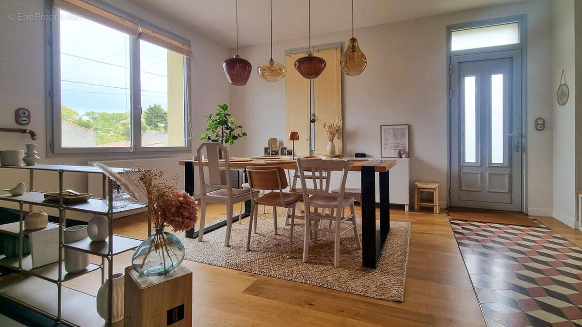 20250928120344 - Maison à BELVEZE-DU-RAZES