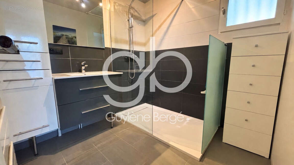 Villa T6 familiale avec piscine à Pérols   Quartier résidentiel recherché aux portes de Montpellier - photo 10