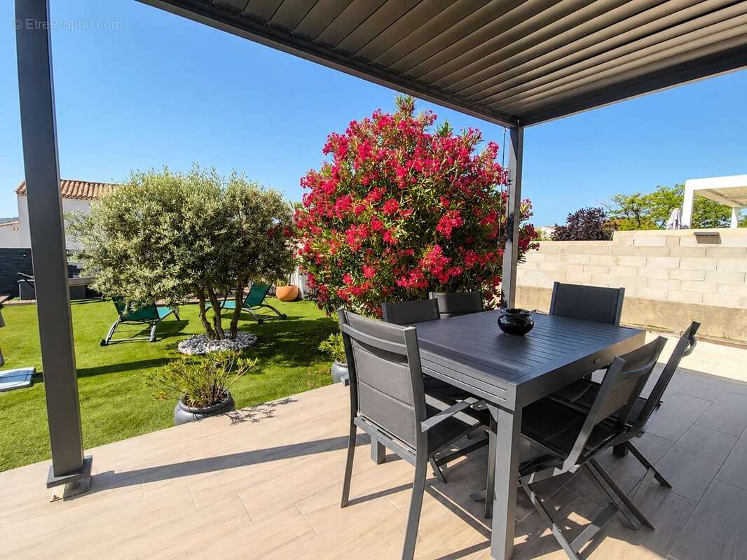 Appartement à COUDOUX
