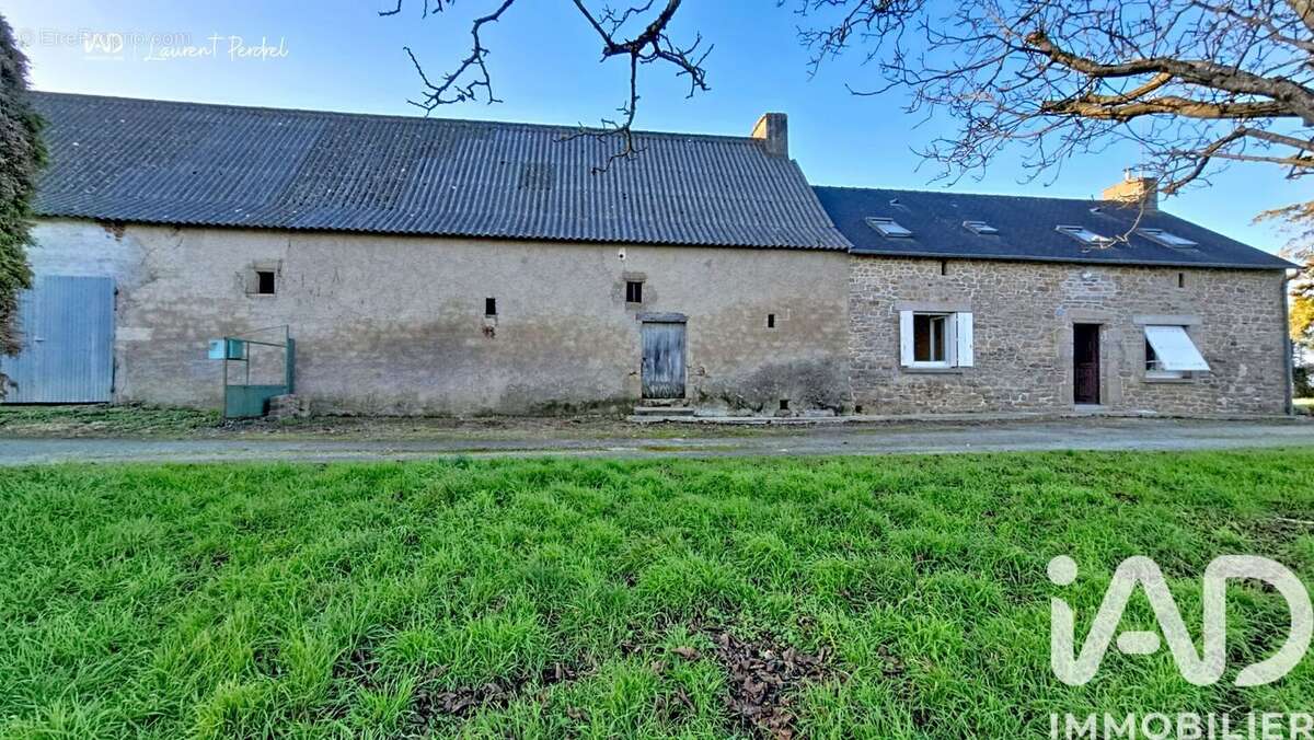 Photo 2 - Maison à SAINT-JEAN-LA-POTERIE