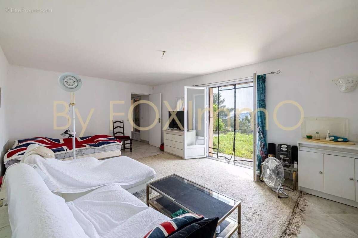 Maison à CAGNES-SUR-MER