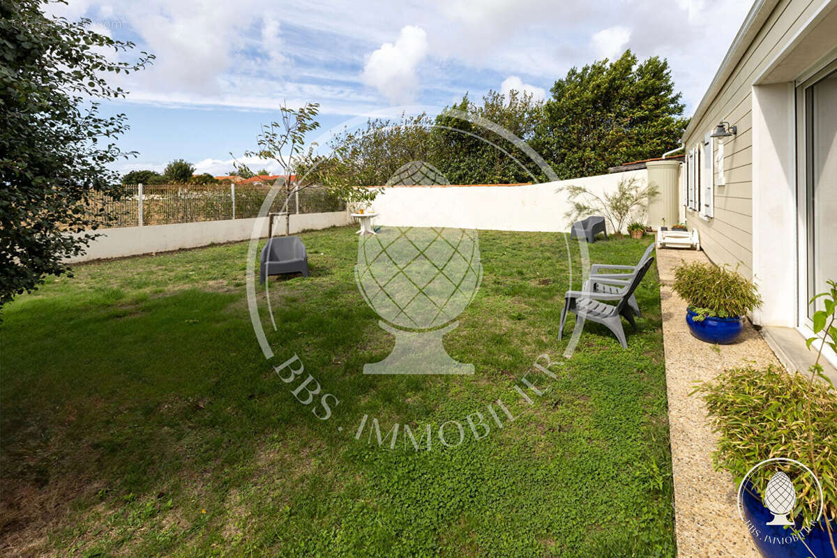 Maison à SAINT-XANDRE