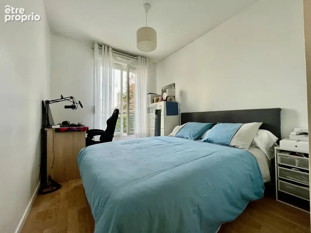 DRANCY - LA MUETTE - F3 de 52m² avec balcon et 2 parkings - proche centre-ville - faibles charges - photo 7