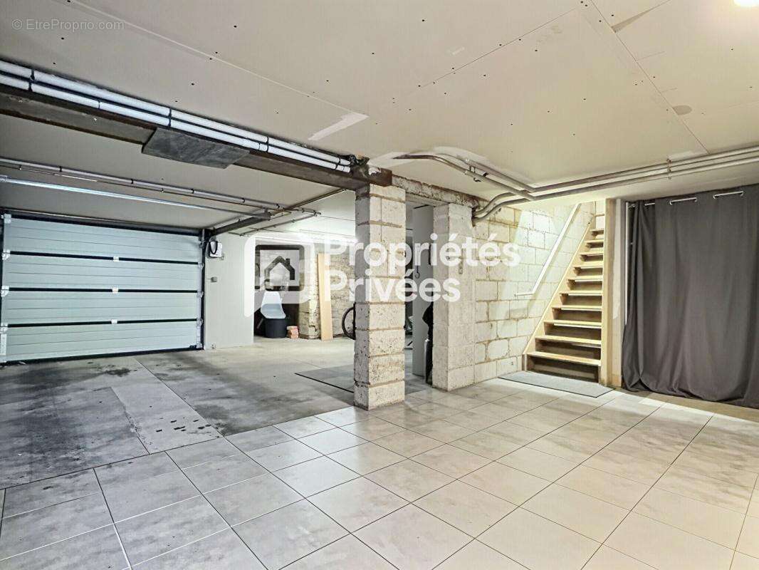 Maison T6/7 d'env. 165m² située au calme avec 4/5 ch., 2 garages fermés et piscine sur PERIGUEUX (24000) - photo 15