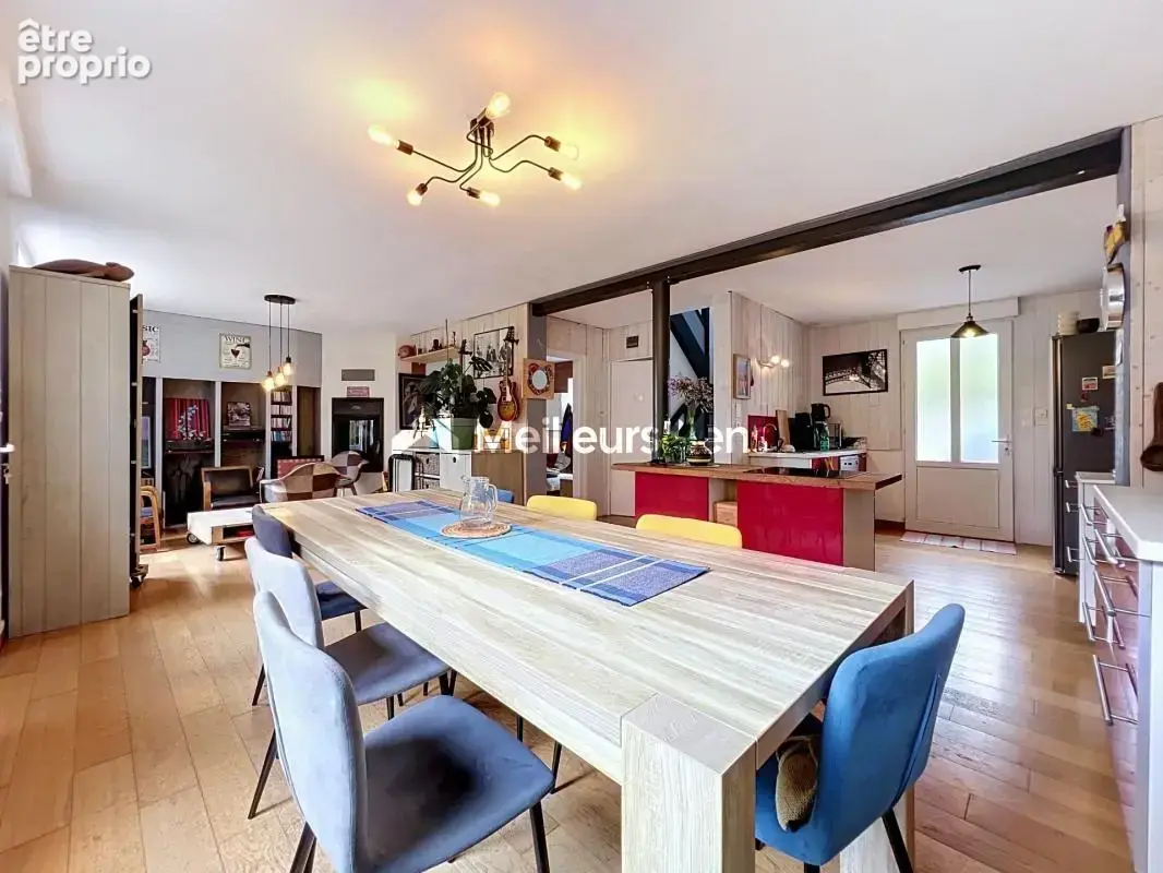 Maison 120 m² à Plonéour-Lanvern, 6 pièces, 3 chambres et bureau - photo 1
