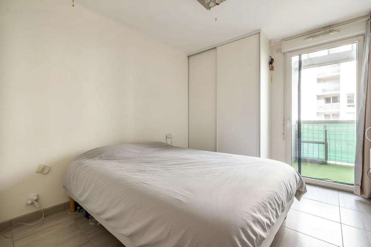 Appartement à IVRY-SUR-SEINE