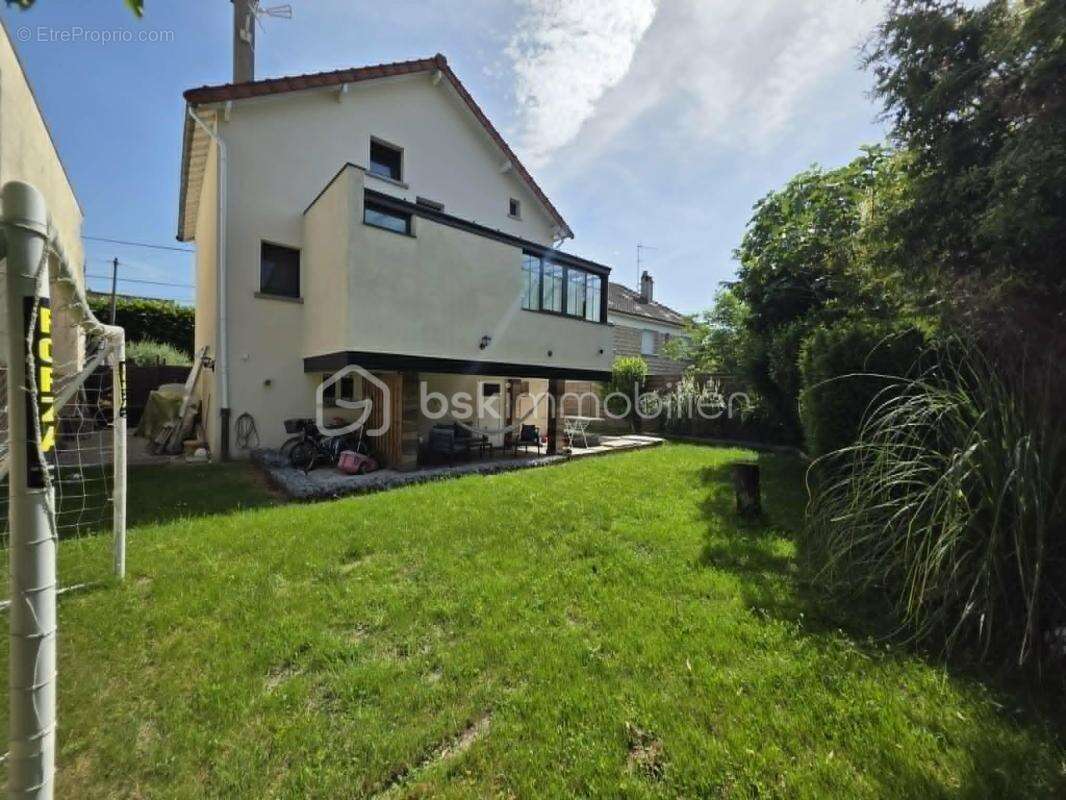 Maison à GOURNAY-SUR-MARNE