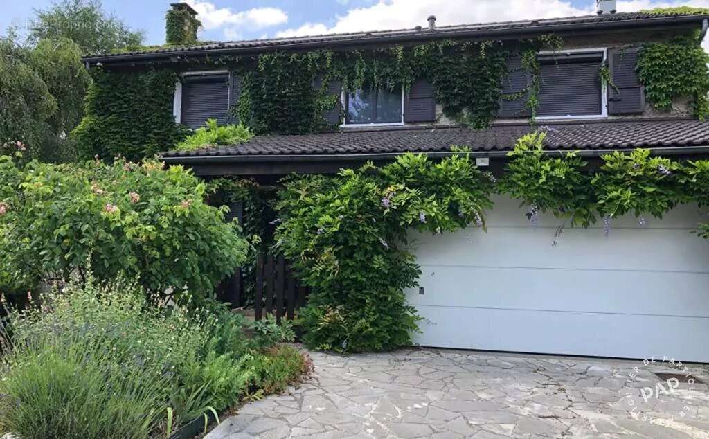 Maison à BUC