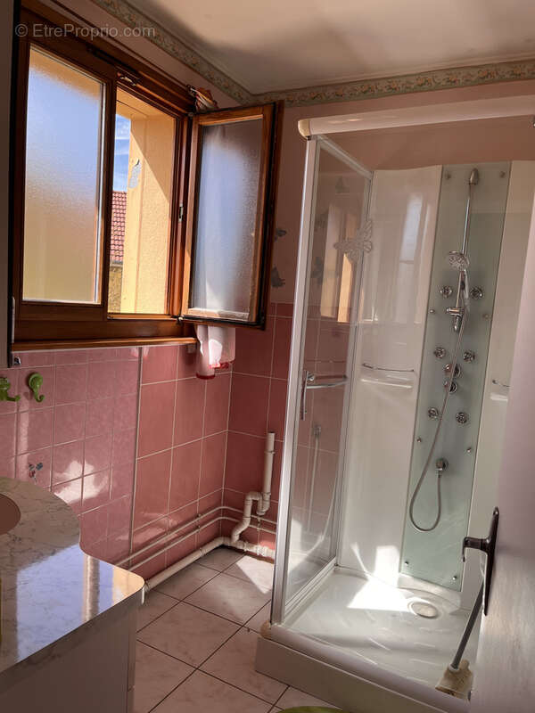 Appartement à CRAVANCHE