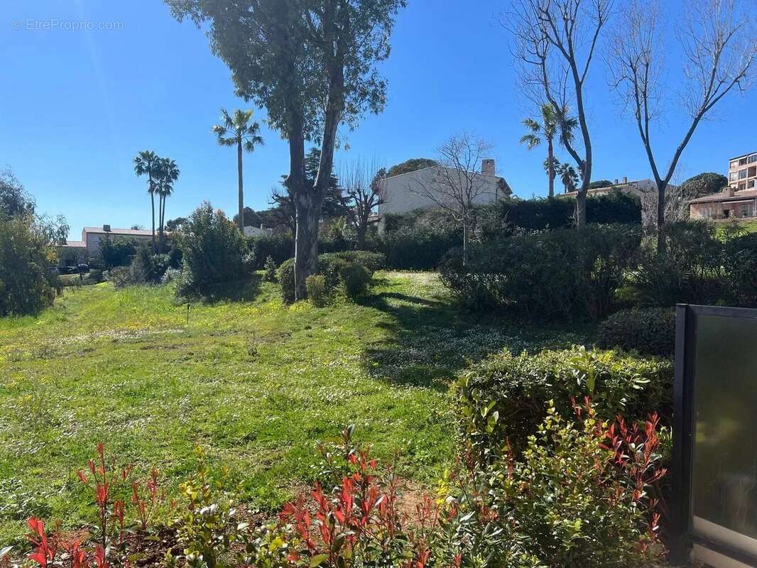 Appartement à VILLENEUVE-LOUBET