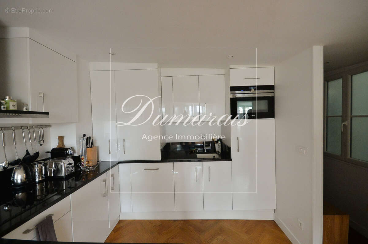 Appartement à PARIS-4E