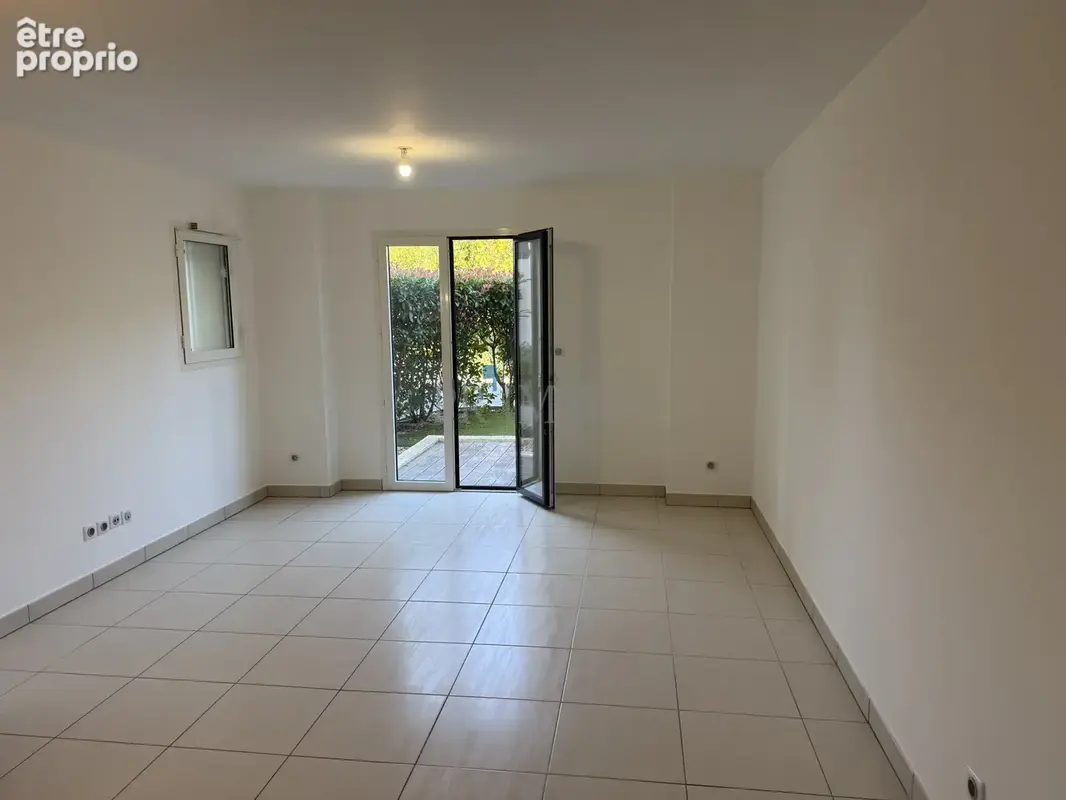 AGAY RDJ 2P avec parking - photo 7