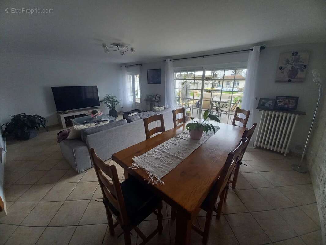 Maison à AULNAY-SOUS-BOIS