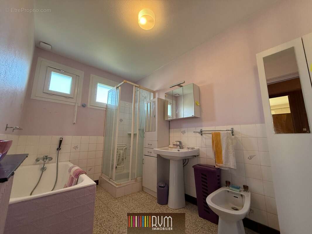 Maison 98 m² à Ceyzeriat  - photo 8