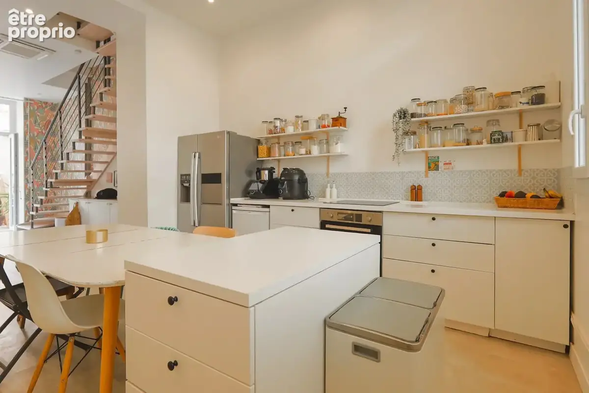 BAS MONT BORON - Appartement-Villa 6 pièces - photo 4
