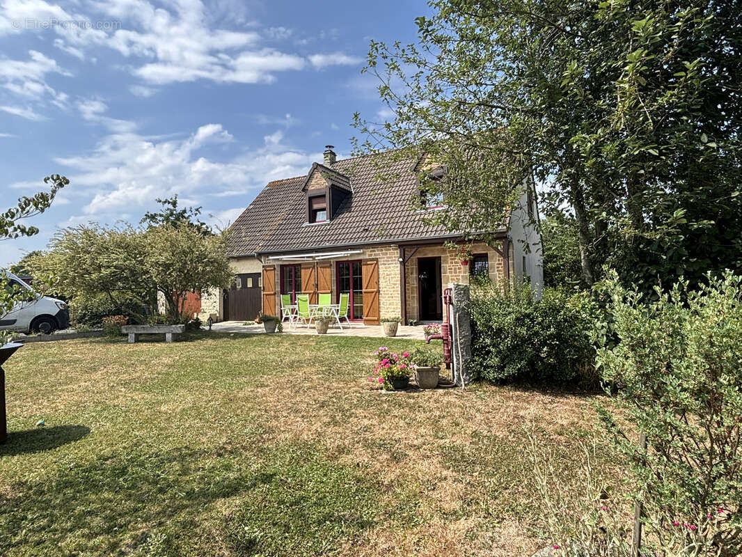 Maison 5 pièces - Terrain 2500 m2 - photo 11