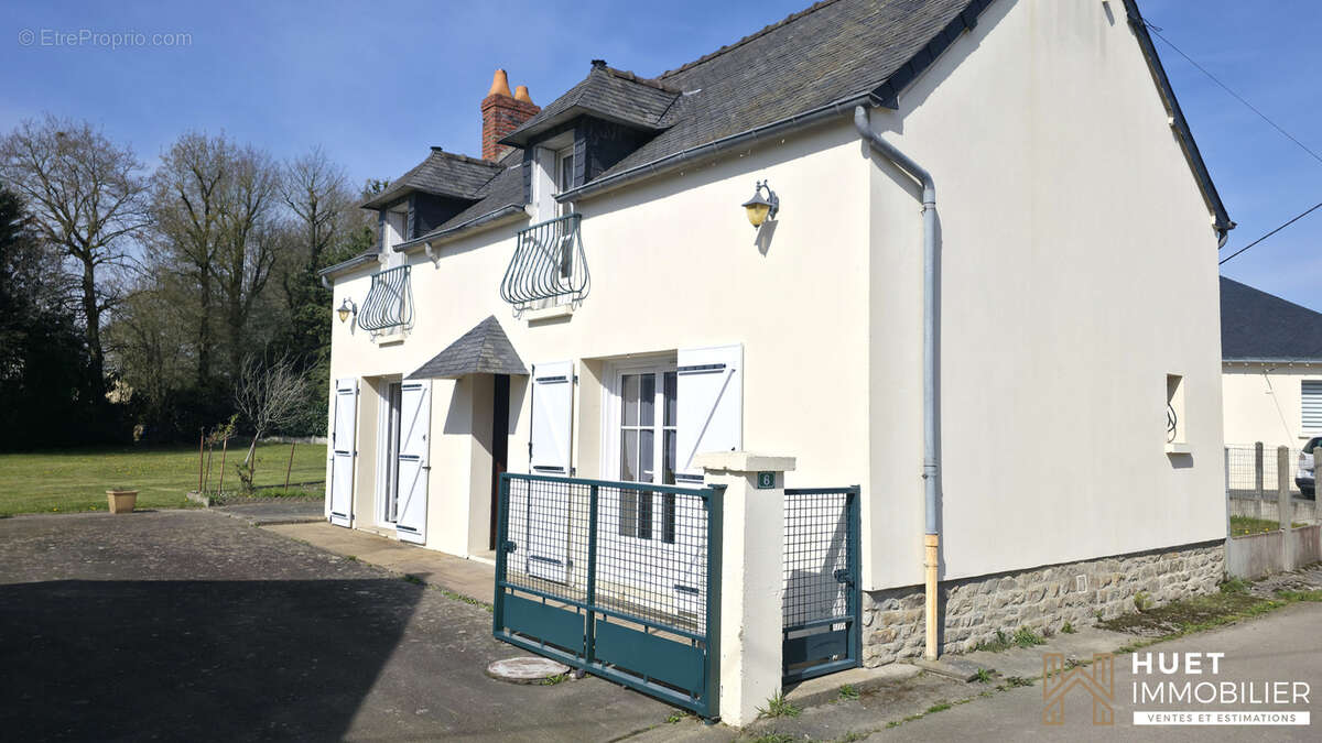 Maison à LIFFRE