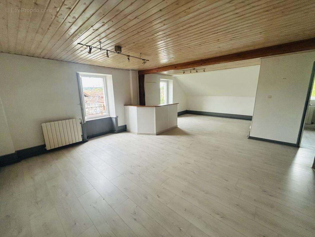 Valentigney superbe duplex 110 m2 - photo 4
