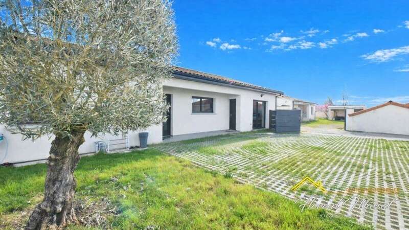 Maison à SAINT-SULPICE