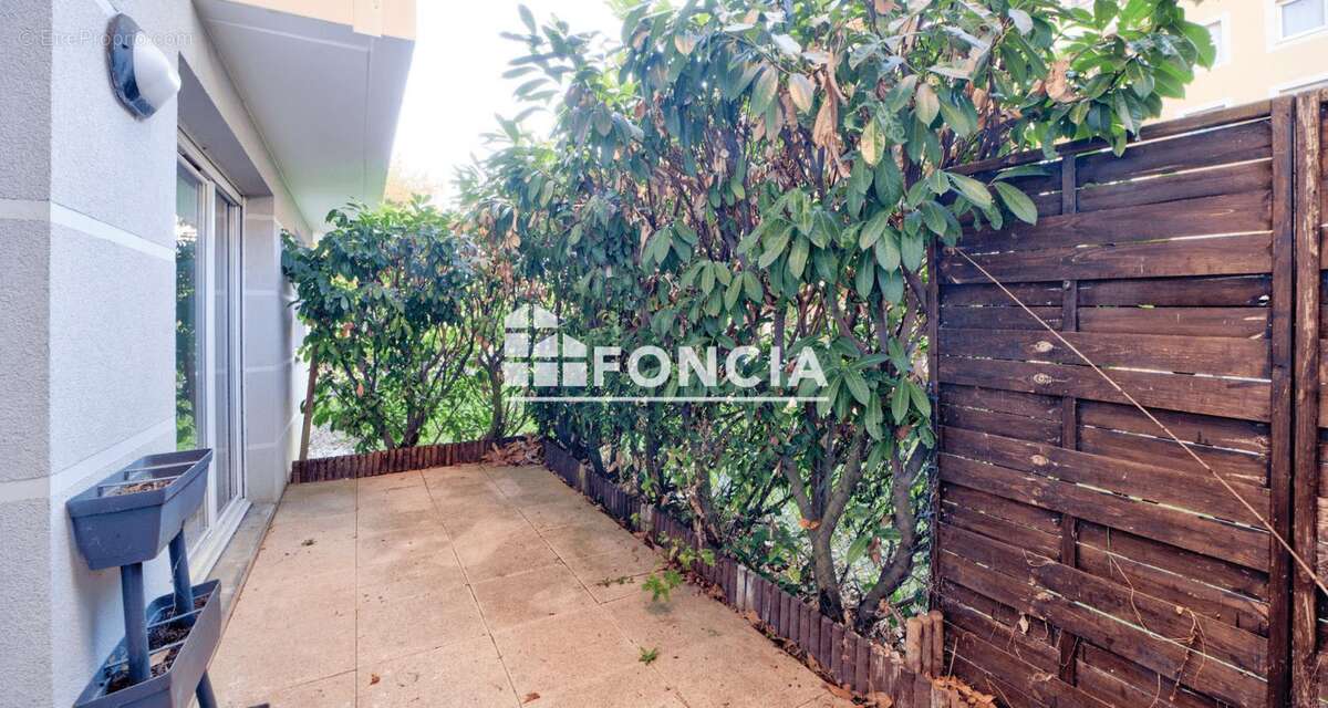 Appartement à SAINT-GENIS-POUILLY