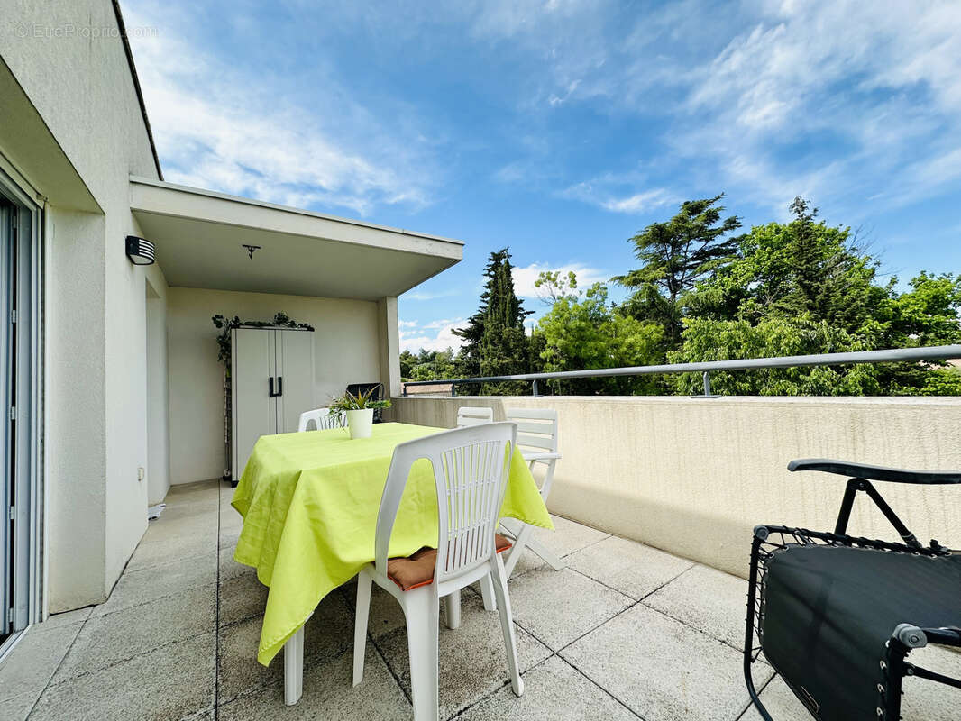 Appartement à LATTES